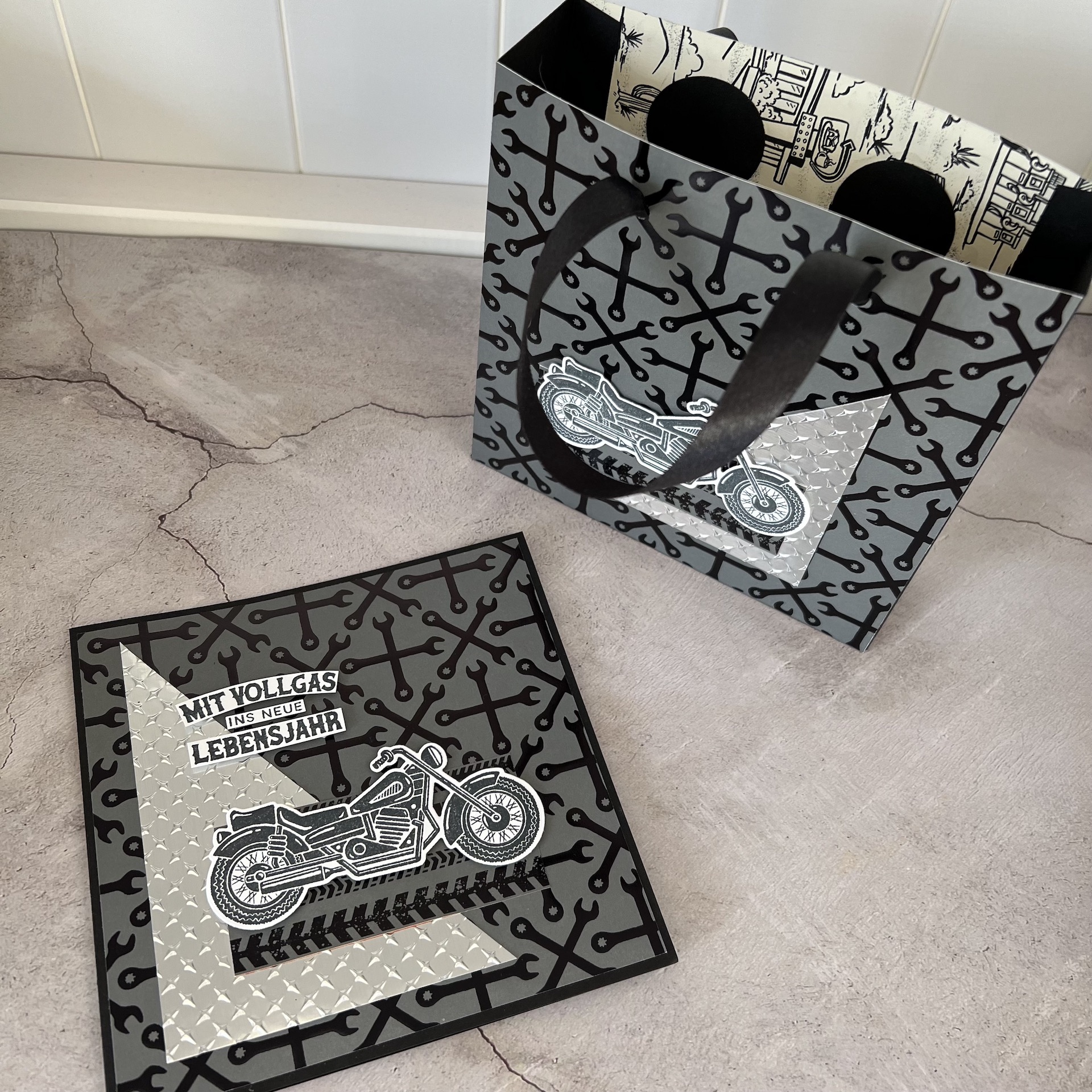 03.02. Tasche und Karte 4.jpeg